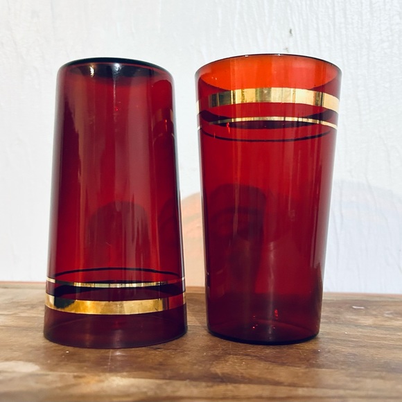 Set Of 6 Vintage Ruby Red With Gold Trim Drinking Glasses/ Vintage Glassware - Picture 4 of 14